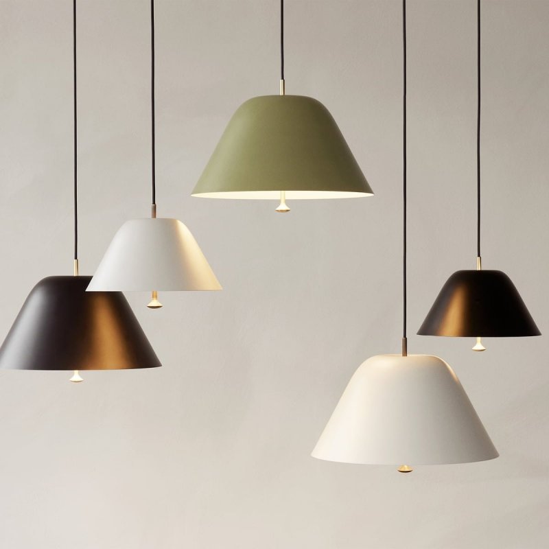  Menu LEVITATE Lampa Wisząca 28 cm / Czarna