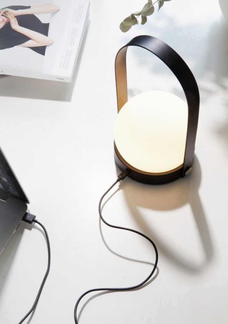 Audo CARRIE Lampa Bezprzewodowa LED / Czarna