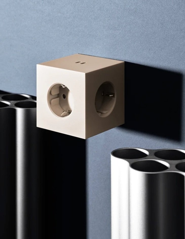 Avolt SQUARE 2 Rozgałęziacz - Listwa Zasilająca / Beżowy