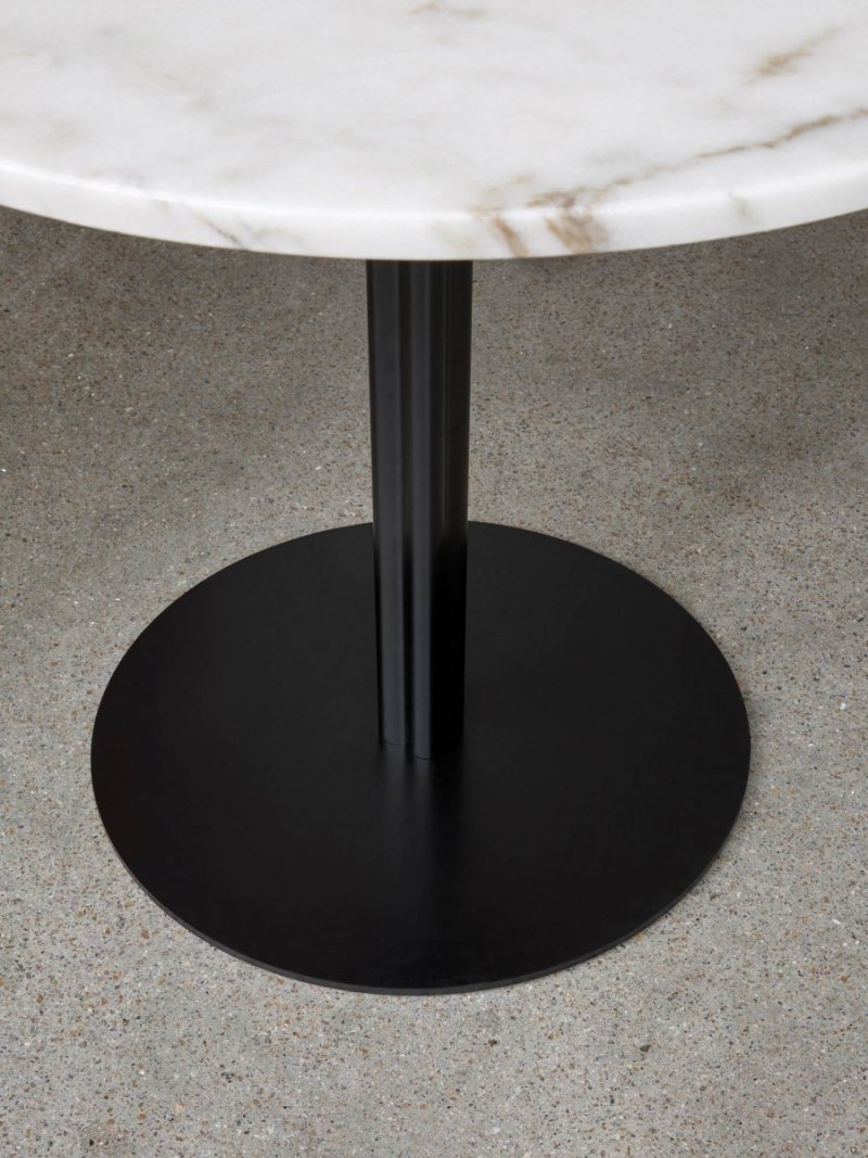 Menu HARBOUR COLUMN Stół Okrągły 60 cm Czarny - Blat Marmurowy Biały