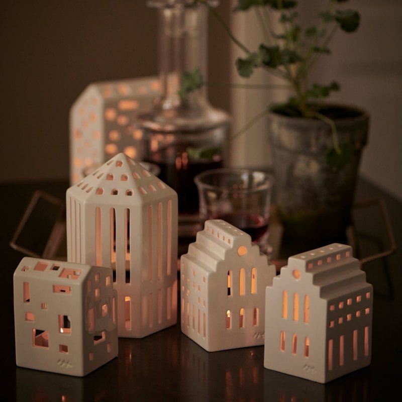 Kähler URBANIA Świecznik Tealight - Domek Biały - High Building