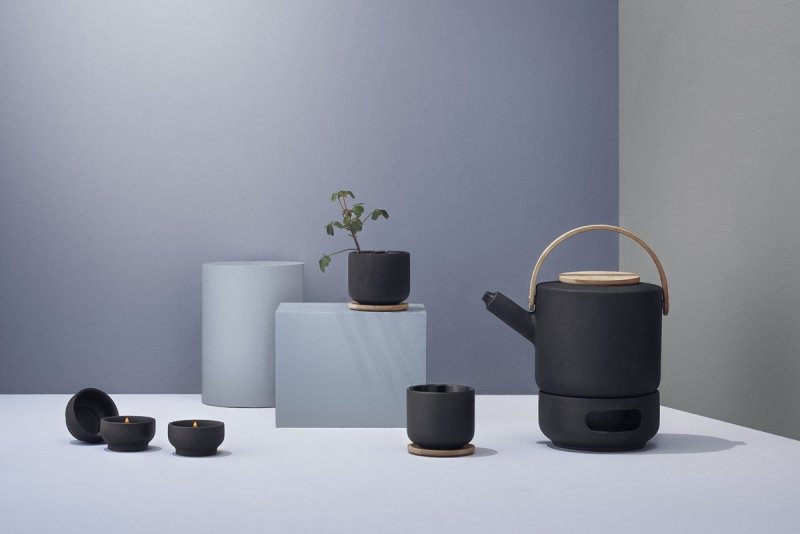 Stelton THEO Kubek z Pokrywką Bambusową / Czarny