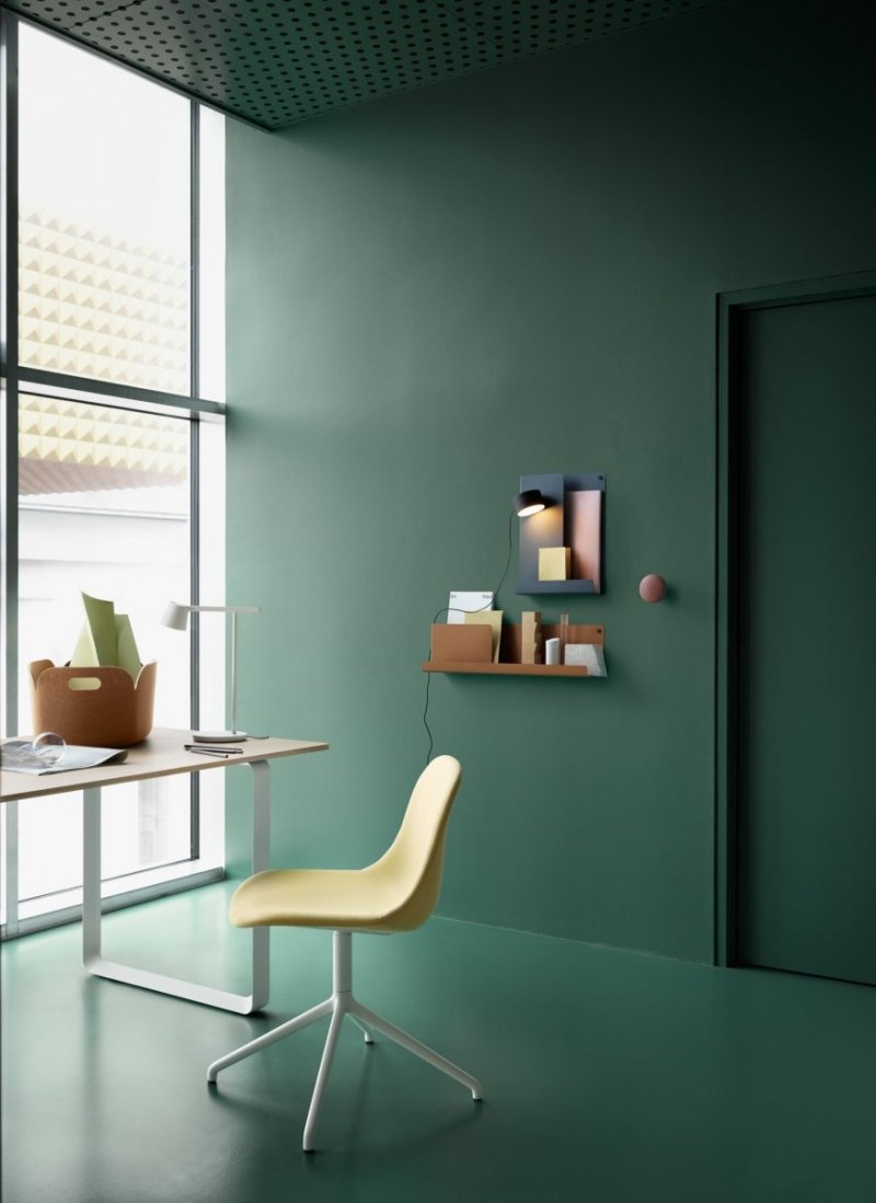 Muuto POST Kinkiet / Czarny