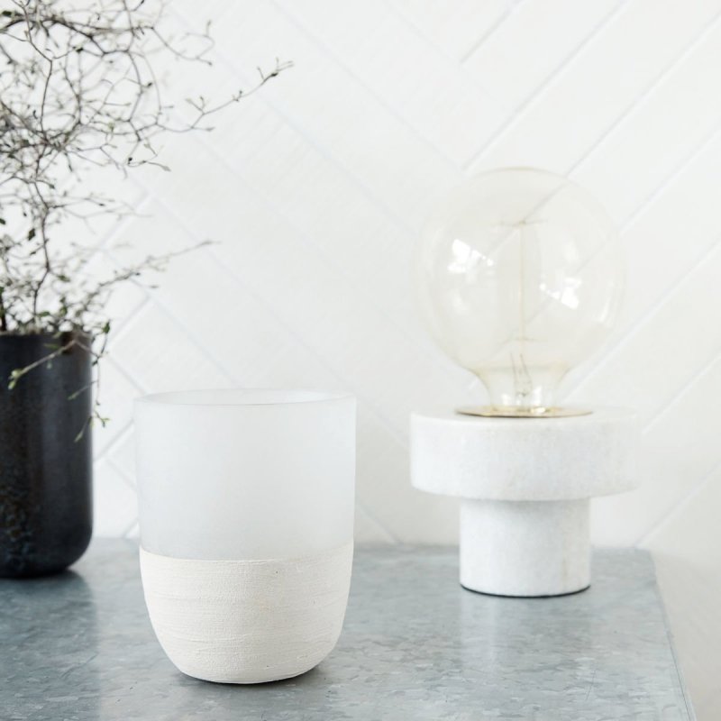 House Doctor COZY Świecznik Tealight z Białym Kloszem