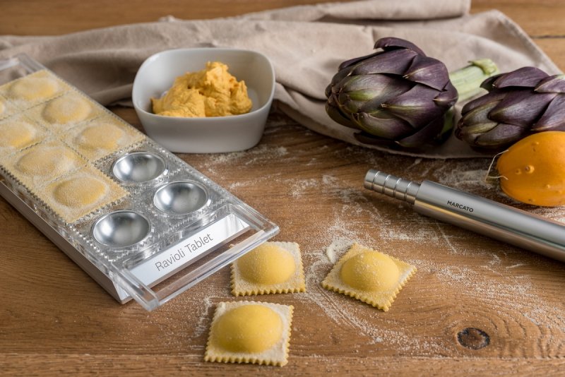 Marcato DESIGN LINE Forma do Ravioli w Kwadratach 5x5 cm 10 Szt. / Zielona