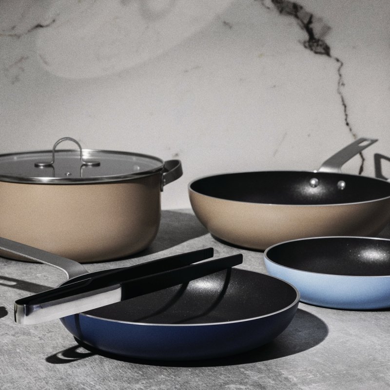 Alessi TAMA Garnek Aluminiowy z Powłoką Nieprzywierającą 24 cm