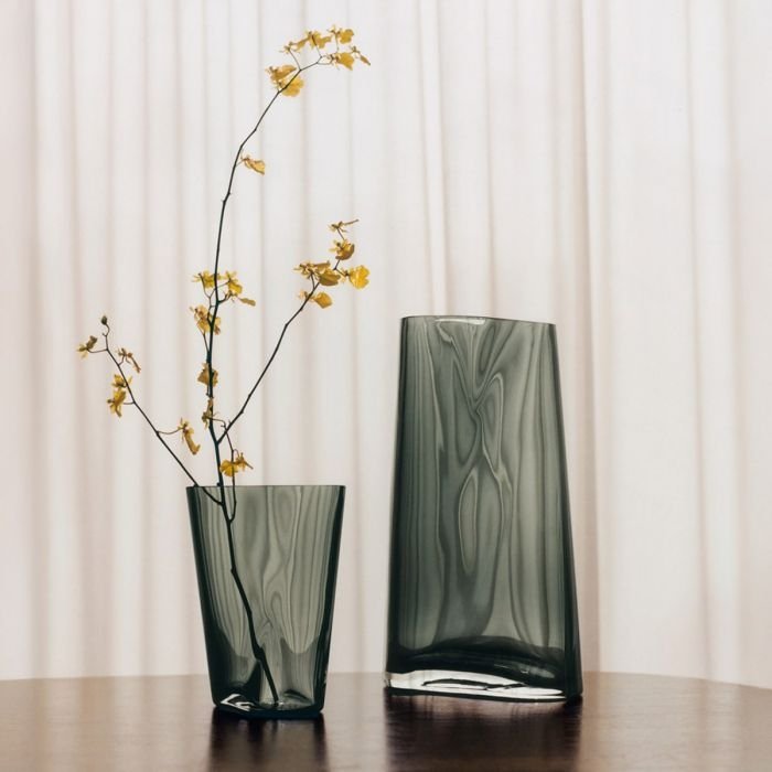 Georg Jensen Lituus wazon ze szkła dymionego 18 cm