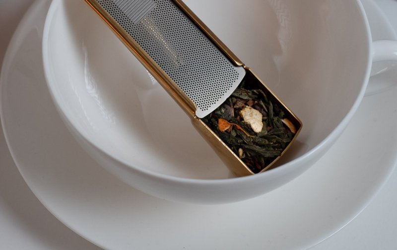 Drosselmeyer TEA Stalowa Zaparzaczka do Herbaty / Złota