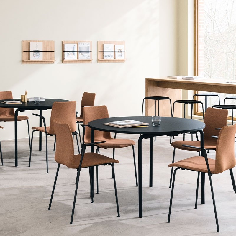 Andersen Furniture A-MAGAZINE Gazetnik - Ścienny Regał na Gazety, Książki / Gallery 1