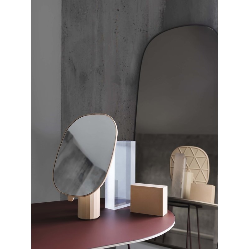 Muuto AIRY Stolik Kawowy 88 cm Śliwkowy