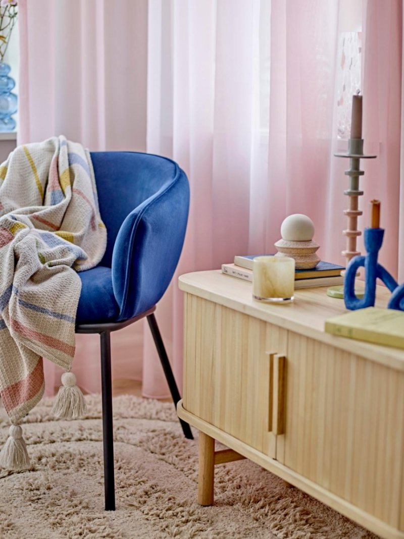 Szafka Lex Bloomingville z przesuwnymi drzwiami