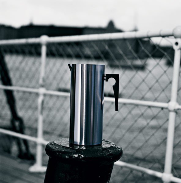 Stelton AJ CYLINDA Stalowy Dzbanek do Wody 2 l / Srebrny