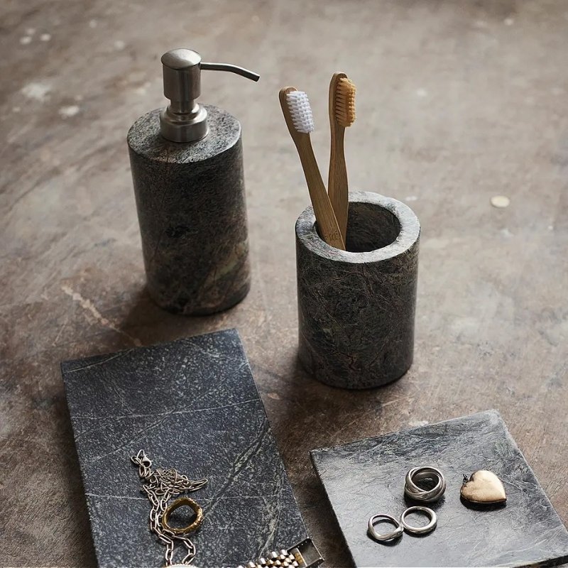 Dozownik do mydła z marmuru zielony