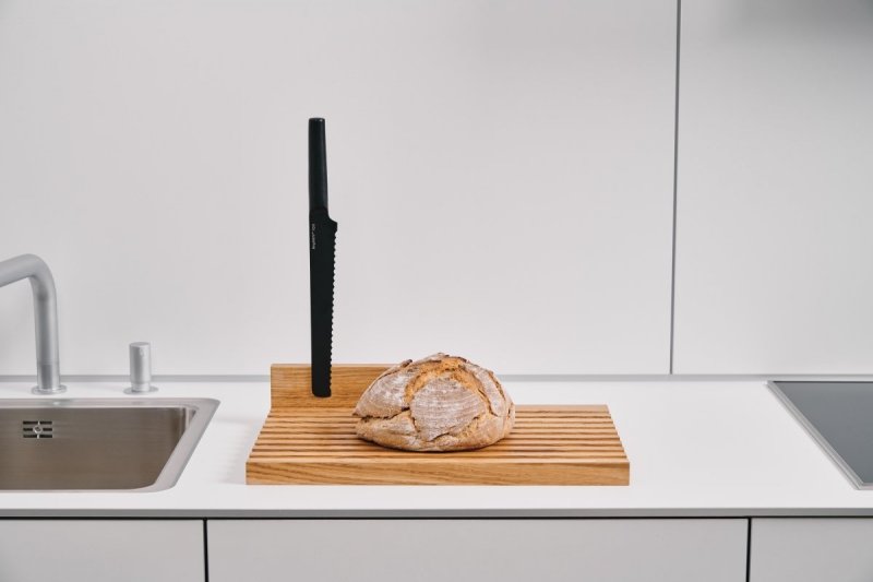 Clap Design CHEF'S Dębowa Deska do Krojenia Pieczywa + Czarny Nóż do Chleba / Zestaw