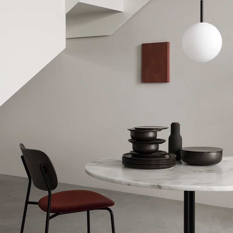 Menu HARBOUR COLUMN Stół Okrągły 60 cm Czarny - Blat Marmurowy Biały