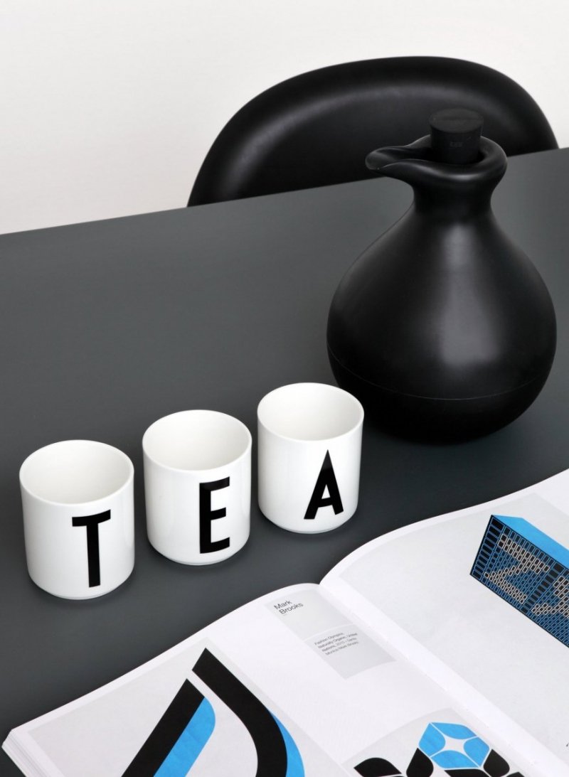 Design Letters AJ Vintage Pokrywka do Kubka - Czarna