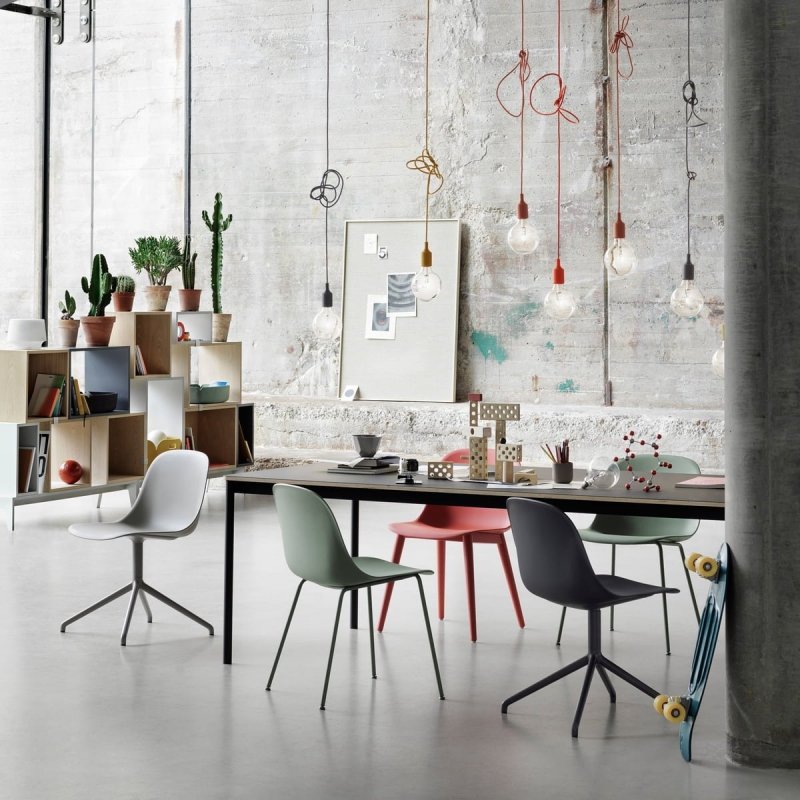 Muuto FIBER SIDE Krzesło z Drewnianą Ramą - Rude