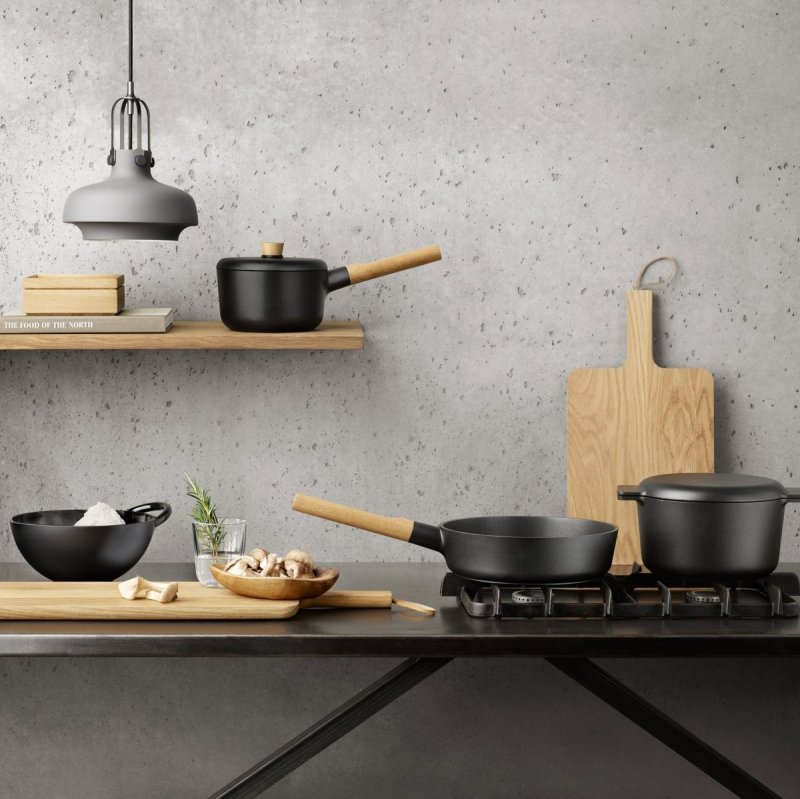 Eva Solo NORDIC KITCHEN Garnek z Pokrywką 6 l Czarny