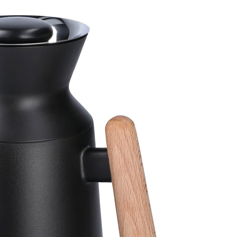 termos stalowy utrzymujący temperaturę napojów