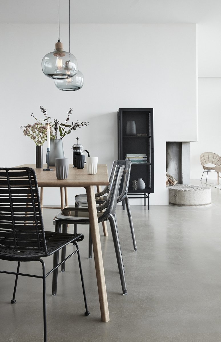 Hübsch NORDIC Witryna Metalowa 150 cm / Czarna