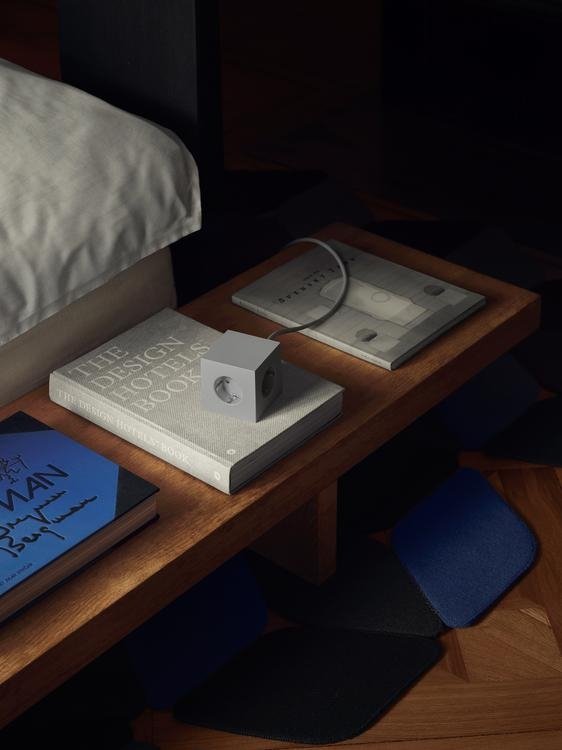 Avolt SQUARE 1 Listwa Zasilająca z Podwójnym USB-C i Magnetyczną Podstawą 3 m / Szary