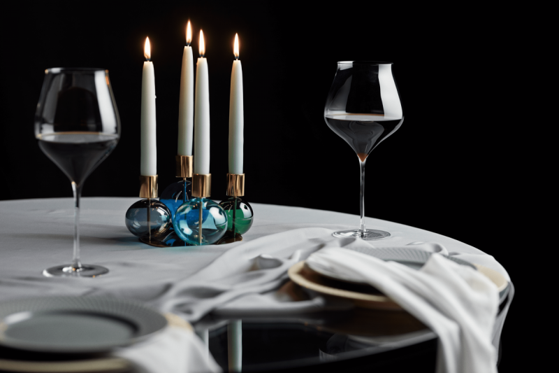 Kolorowy świecznik ze szklanymi kulami Holmegaard