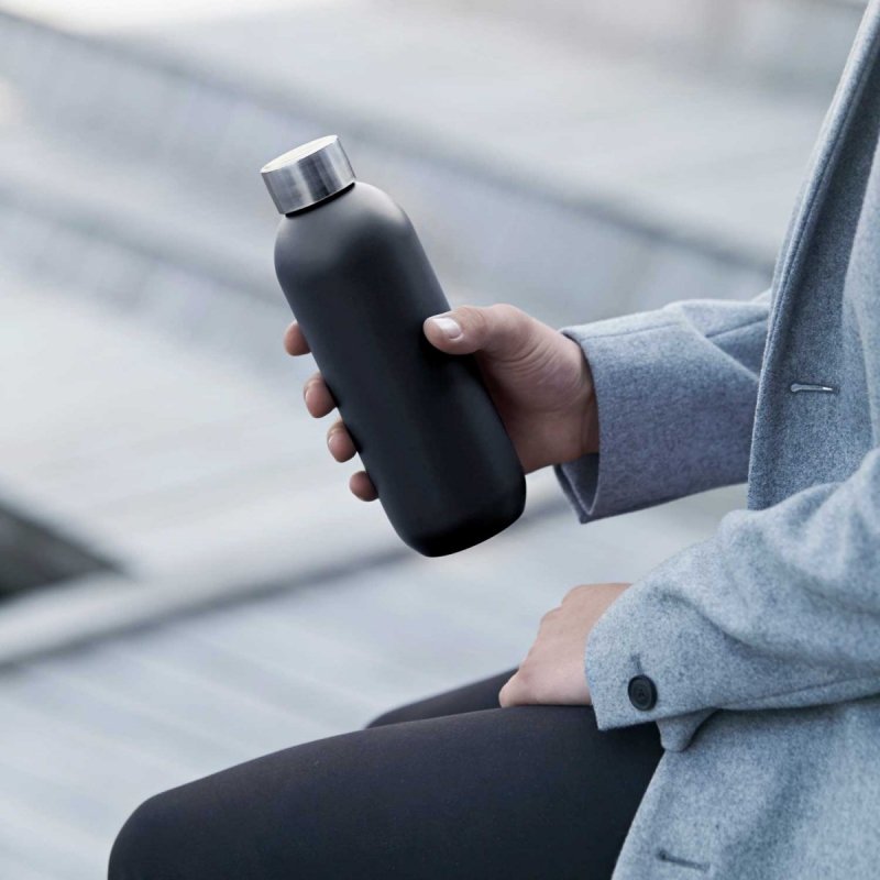 Stelton KEEP COOL Stalowa Butelka do Wody 600 ml Czarna