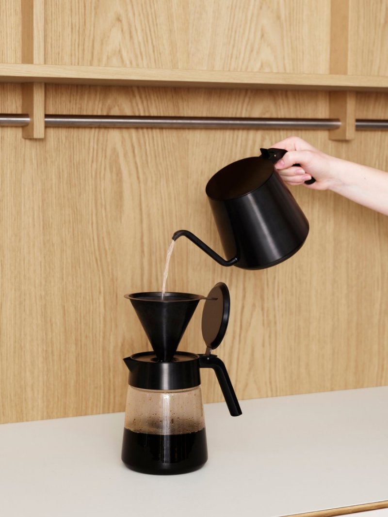Stelton NOHR Czajnik do Gotowania Wody do Zaparzania Kawy 1 l / Czarny