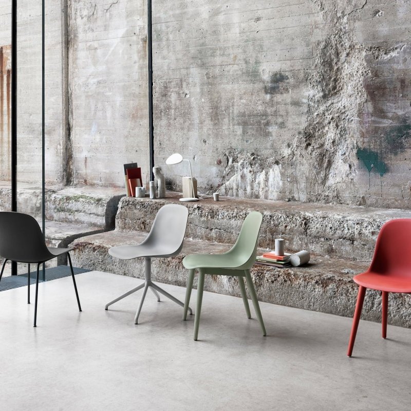 Muuto FIBER SIDE Krzesło z Drewnianą Ramą - Szare Tapicerowane (Remix 133)