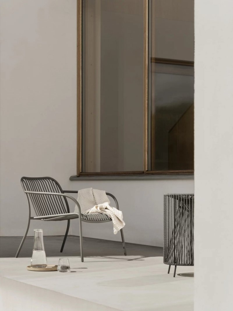 Blomus YUA WIRE Fotel Ogrodowy Lounge / Szary Granite Grey