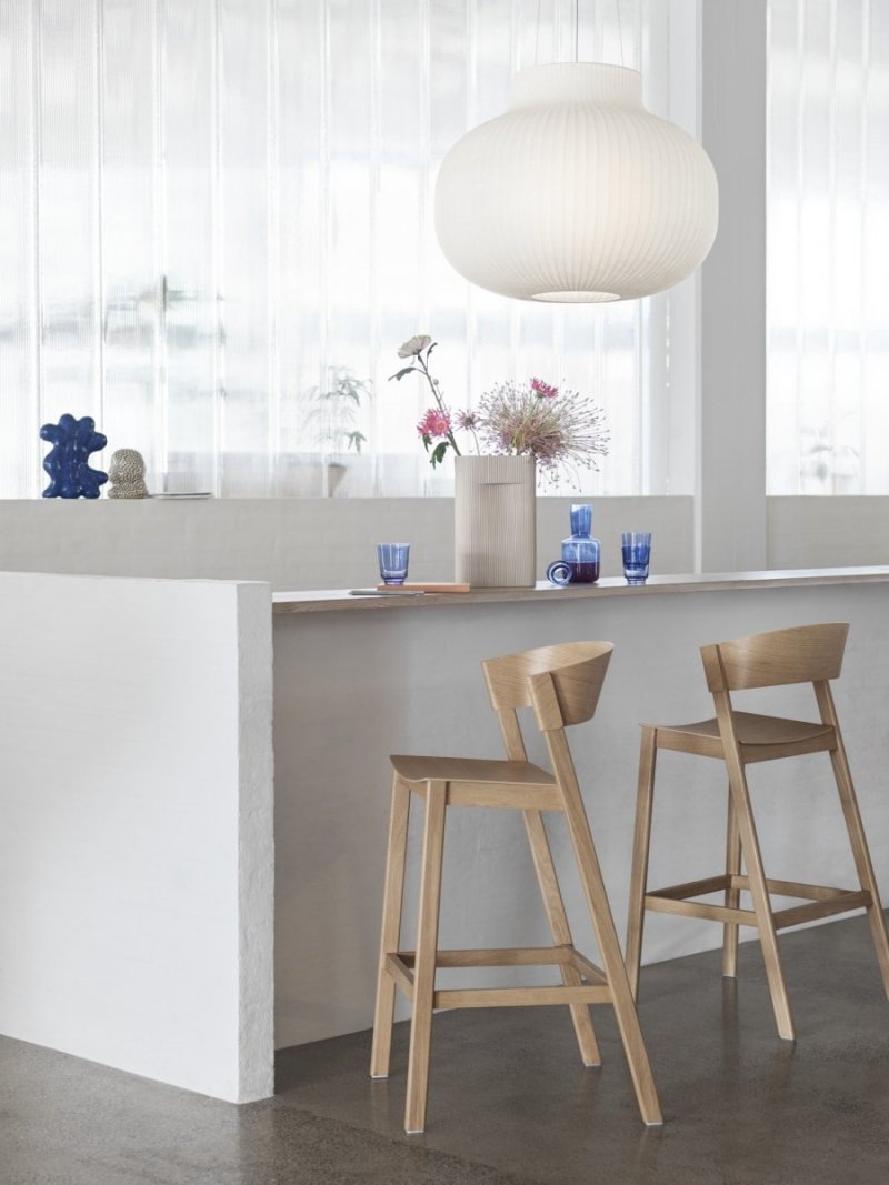 Muuto COVER BAR Hoker - Krzesło Barowe 96 cm Czarne / Siedzisko Tapicerowane Czarne