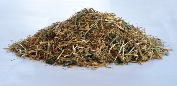 Dengie Cool Condition &amp; Shine 20 kg - sieczka dla koni wspierająca przyrost masy mięśniowej dostępna stacjonarnie
