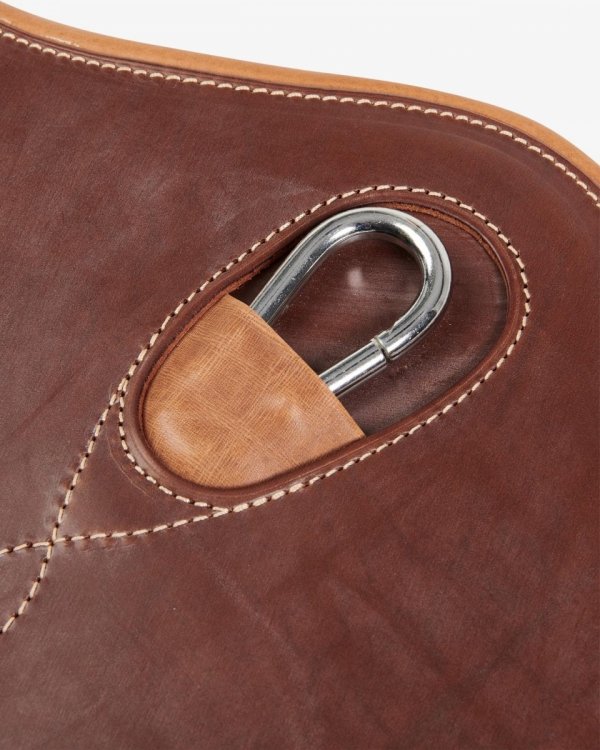 Popręg skokowy z fartuchem cognac Equestro