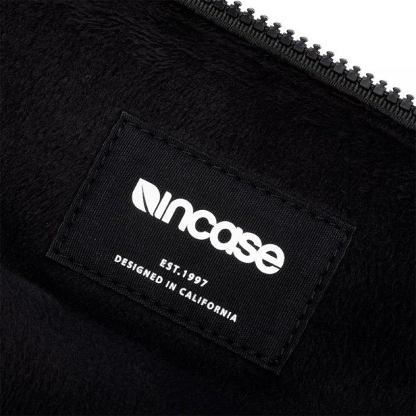 Incase Compact Sleeve in Woolenex - Pokrowiec MacBook Pro 16&quot; (M4/M3/M2/M1/2024-2021) / PC 15,6&quot; (grafitowy)