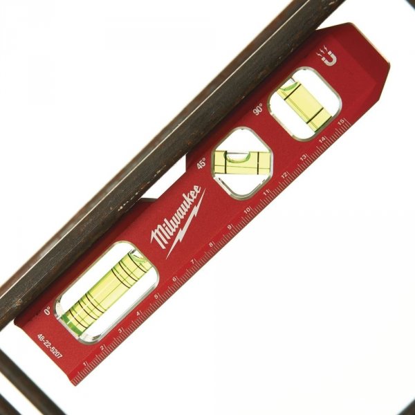 Poziomica Milwaukee Torpedo Compact długość 17cm