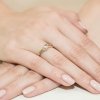 Pierścionek złoty 585 z brylanteM 0,04ct zaręczynowy W-178