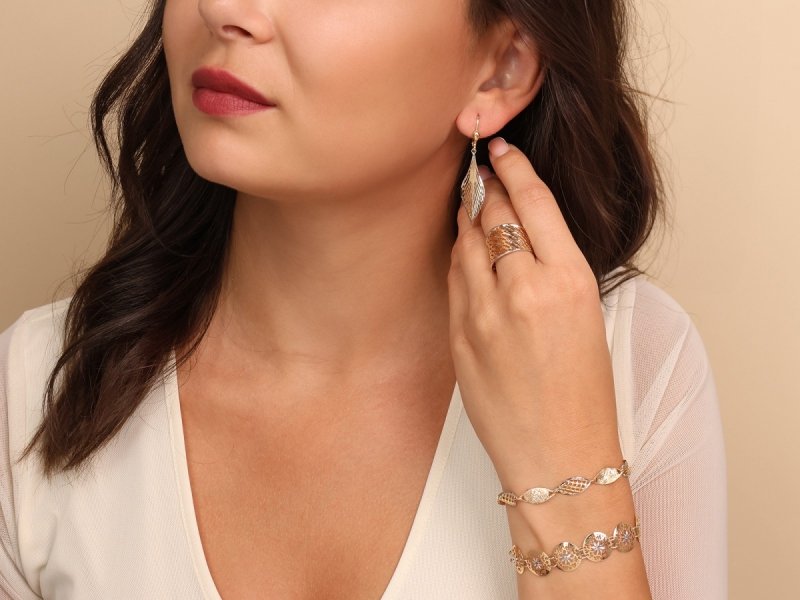 Bransoletka złota 375 ażurowa ciekawa