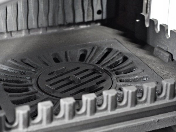 Kominek żeliwny Kozer Pionier Pro piec wolnostojący 12,5 kW