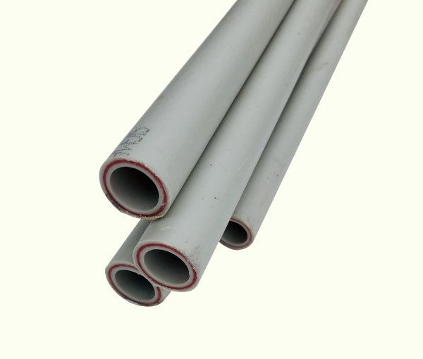  PP rura zgrzewana 32x4,4 PN10 stabilizowana włóknem szklanym 60 mb 