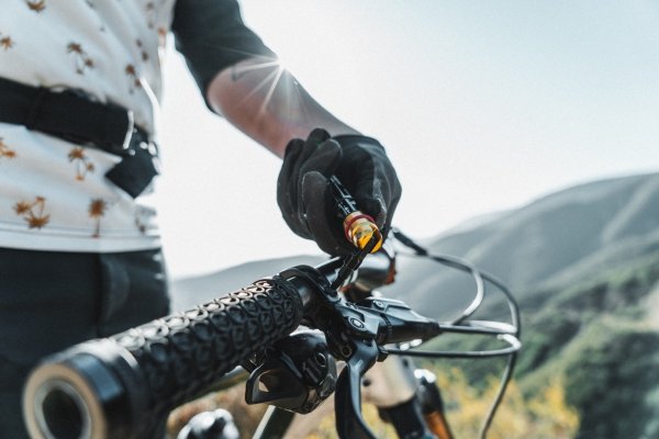 Multitool do kierownicy Lezyne BarPlug Tool Insert Kit M — czarny