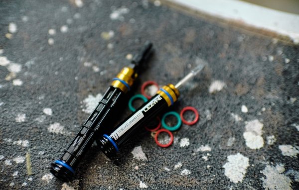 Zestaw narzędzi w korkach kierownicy Lezyne BarPlug Dual Insert Kit (S)