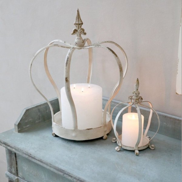 Świecznik korona na grube świece Chic Antique - kremowy wys. 24 cm