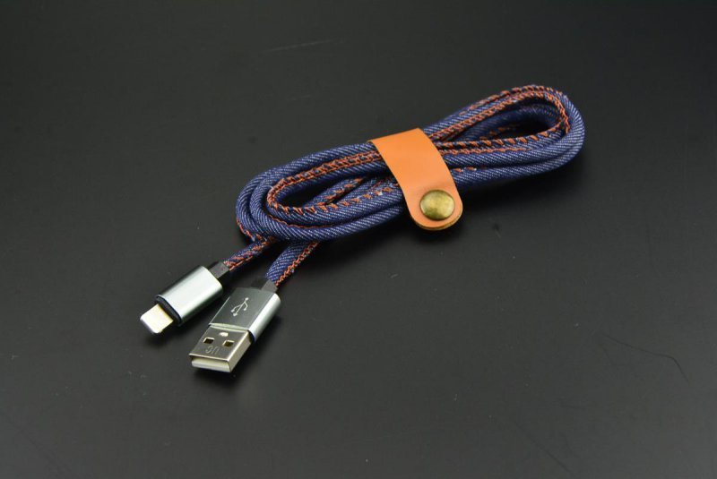 Kabel USB-A -&gt; microUSB 1m 2A pleciony niebieski OMEGA JEANS (44200)