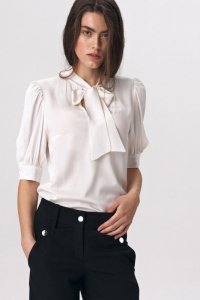 Nife Elegancka bluzka ecru z wiązaniem na dekolcie - B107