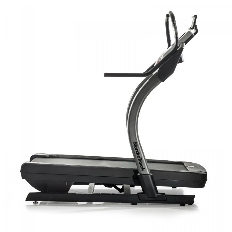 Powystawowa bieżnia Incline Trainer X7i + Roczne członkostwo iFit