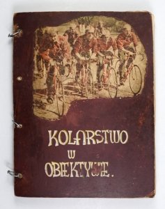 [SPORT - KOLARSTWO]. Album z blisko 550 wycinkami prasowymi w temacie z lat 50. i 60. XX w. wykonany przez pasjonata sportu kolarskiego.