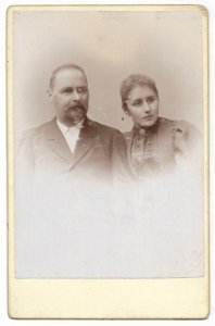 [HAHN Władysław August z córką Izabellą Jadwigą Antoniną - fotografia portretowa]