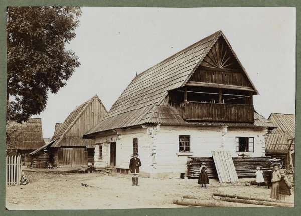 [GÓRY - Czarny Dunajec - dom w rynku - fotografia widokowa i sytuacyjna].