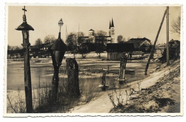 [RETÓW - kościół św. Michała Archanioła - fotografie widokowe].