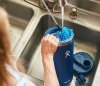 Szczotka myjka do kubków i butelek Hydro Flask Bottle Brush niebieski-pacific